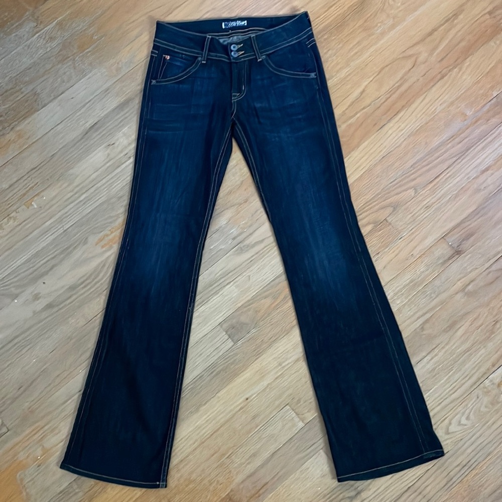 Hudson Beth Mid-rise Baby Bootcut Jeans 👖